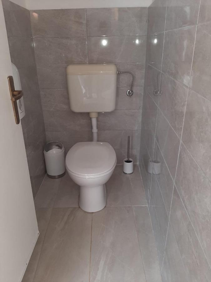 Apartmani Paron Sime Seline ภายนอก รูปภาพ