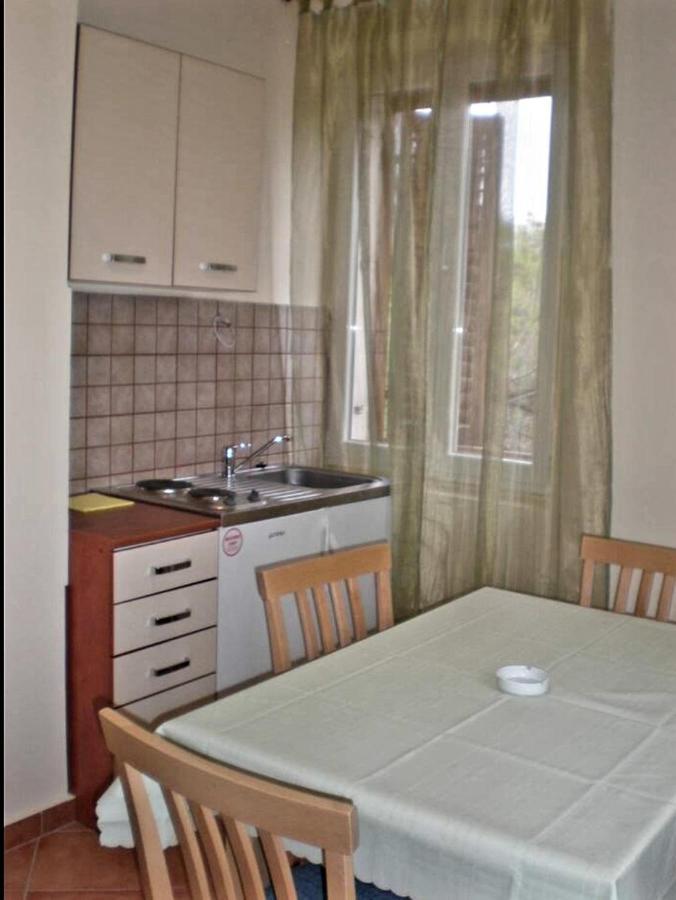 Apartmani Paron Sime Seline ภายนอก รูปภาพ