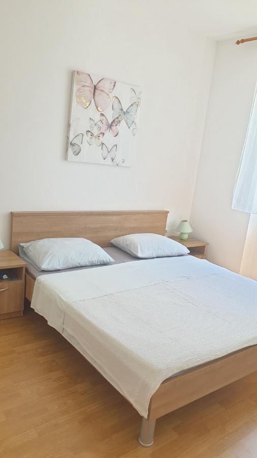 Apartmani Paron Sime Seline ภายนอก รูปภาพ
